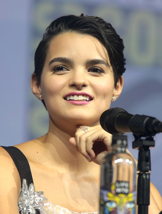 Brianna Hildebrand Bio Net Worth And Facts Celebrity Sphere